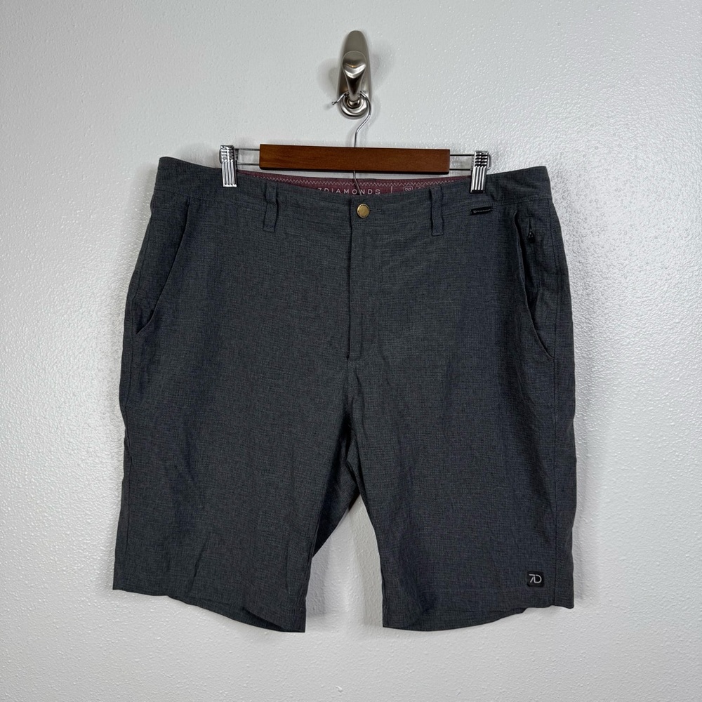 7 Diamonds Polymuse Performance Short in Gray Size 36